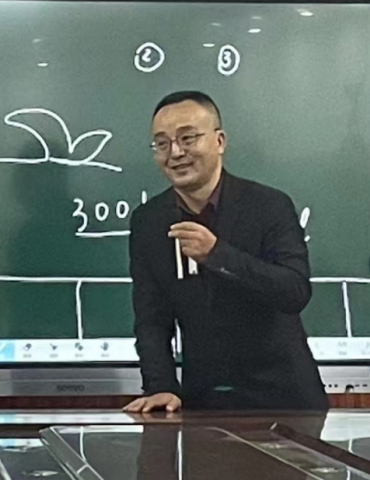 李伟诗